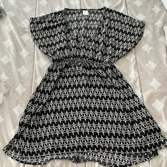 Merona Pattern Swim Coverup Size Small - Picture 1 of 3